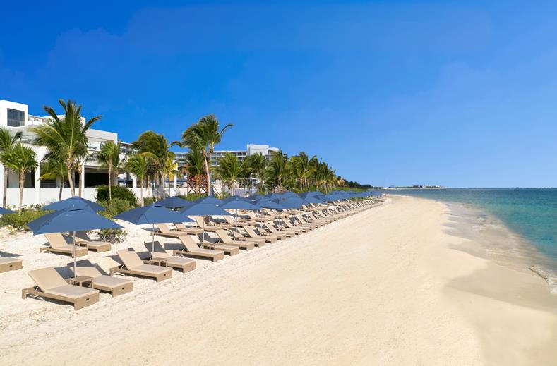 SPLASHWORLD Royalton Splash Riviera Cancun Mexico