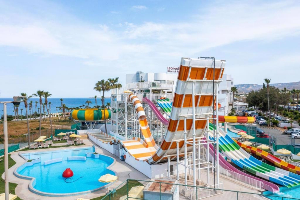 Hotel op Cyprus met glijbanen