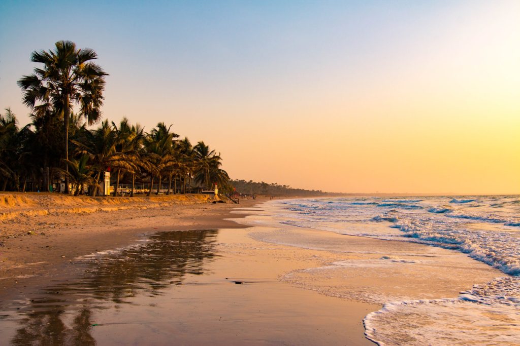 Gambia strand zee zonsondergang