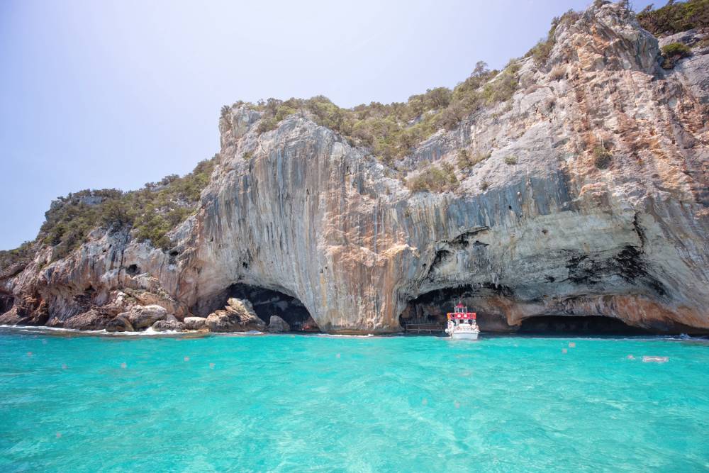 Snorkelen in de Blue Marina Caves Sardinië